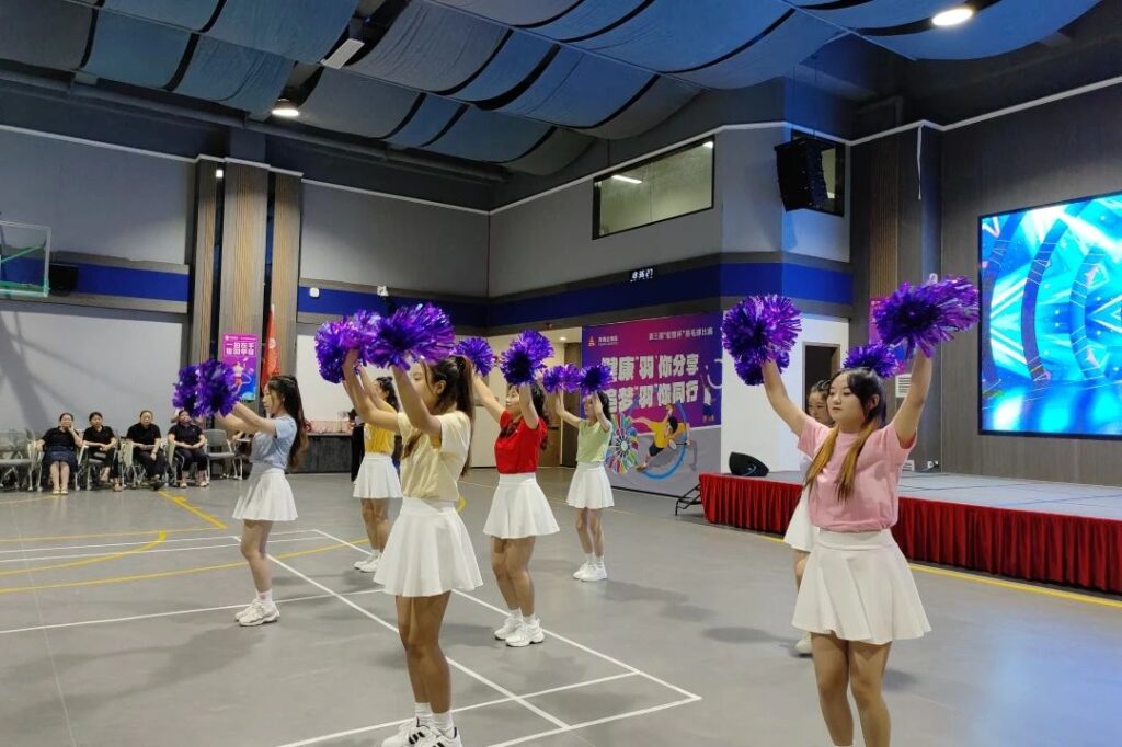 健康“羽”你分享,追梦“羽”你同行——热博rb88物流第三届“智慧杯”羽毛球比赛