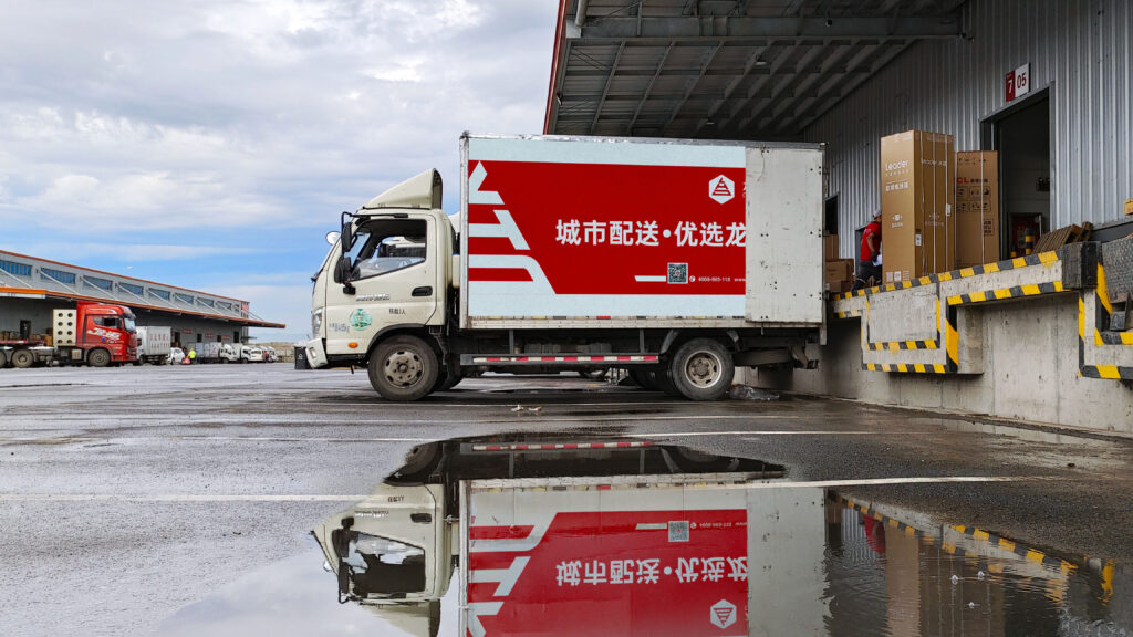 经验为刃 策略为盾 热博rb88物流从容迎战红六月